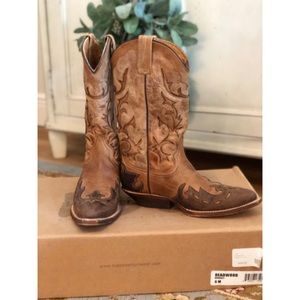 Ladies cowboy boots
